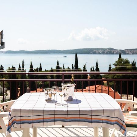 Lambrisa Appartement Trogir Buitenkant foto