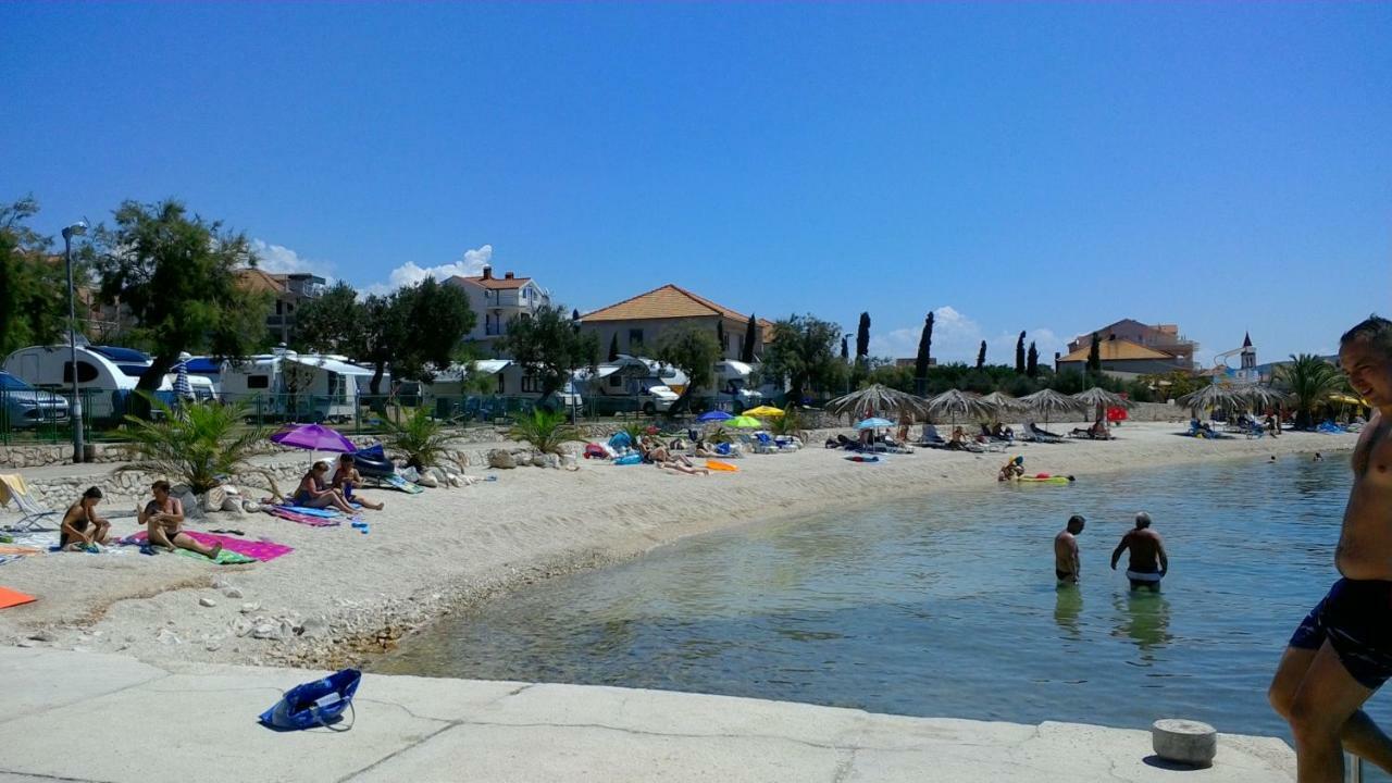 Lambrisa Appartement Trogir Buitenkant foto