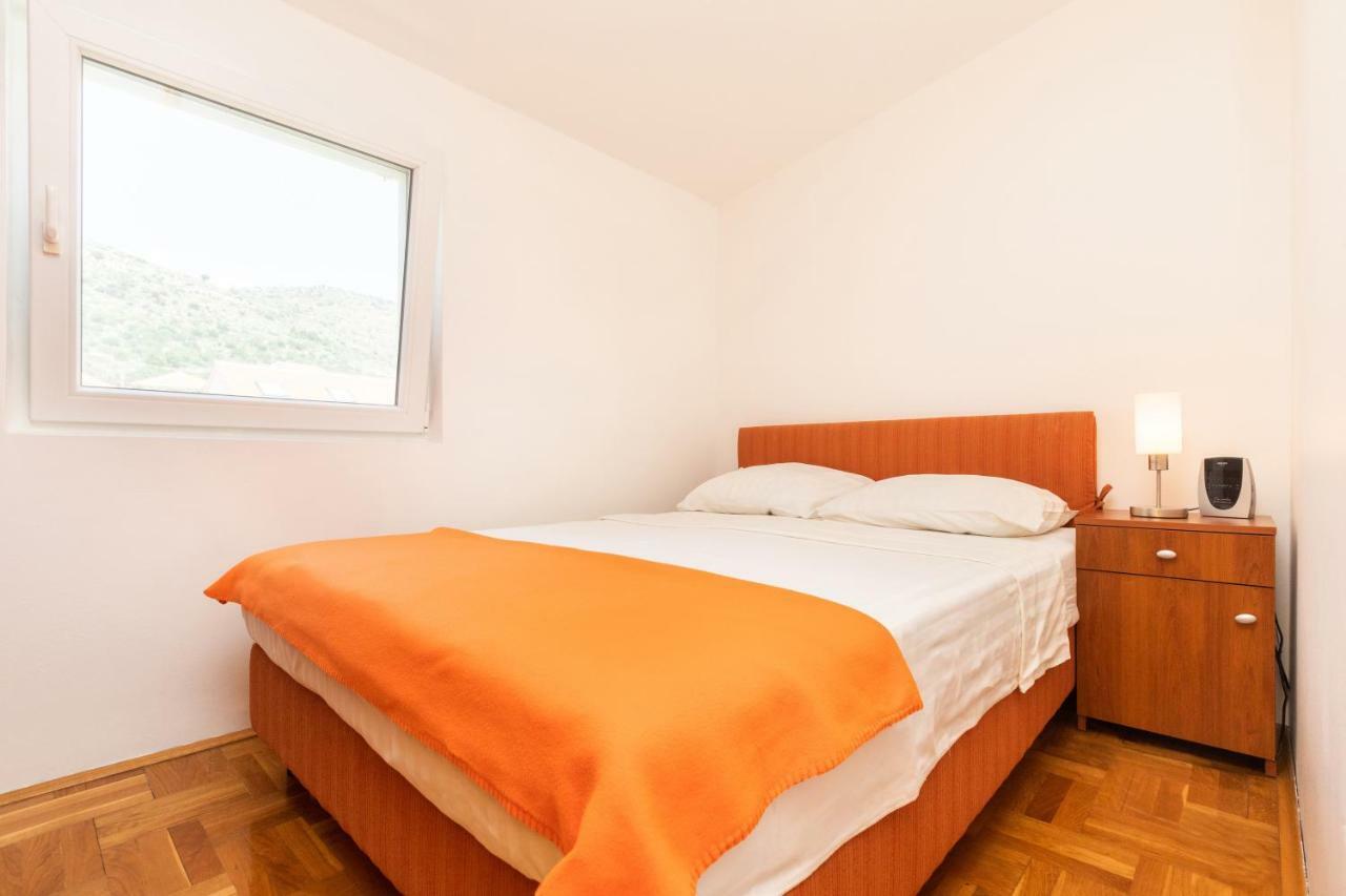 Lambrisa Appartement Trogir Buitenkant foto